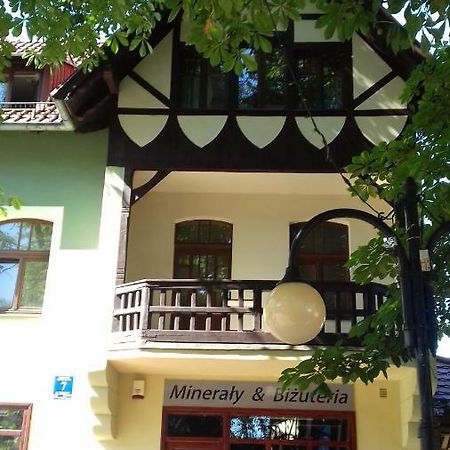 Bialy Apartament Polanica-Zdroj Exterior photo